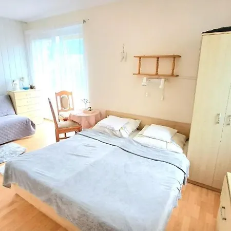 Pod Sloneczkiem 1 *